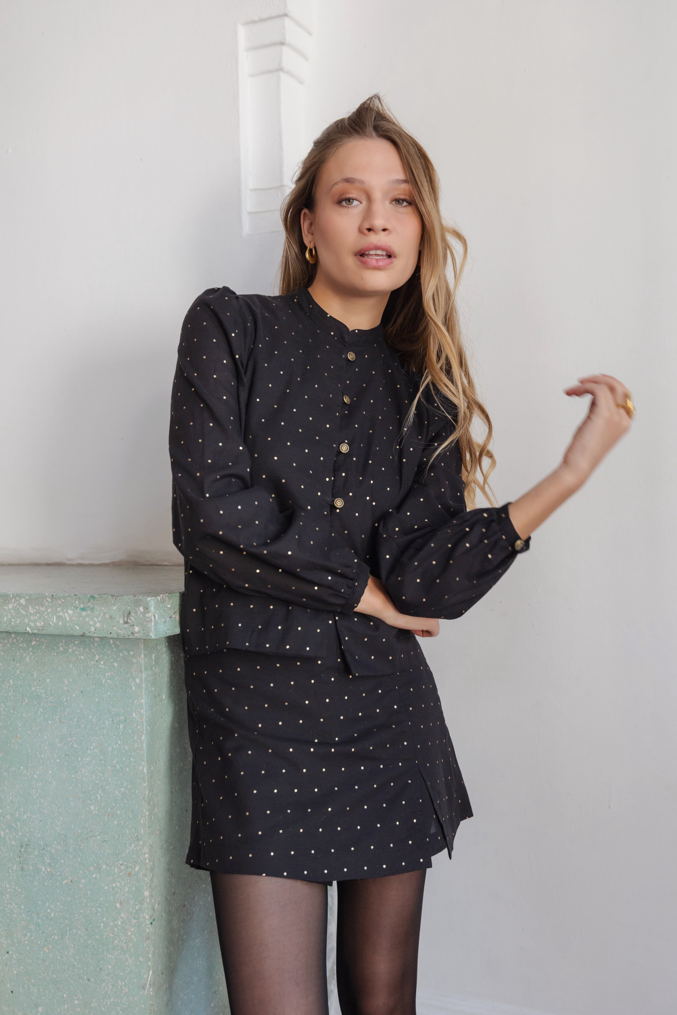 Falda Short Azuki Negro Dots