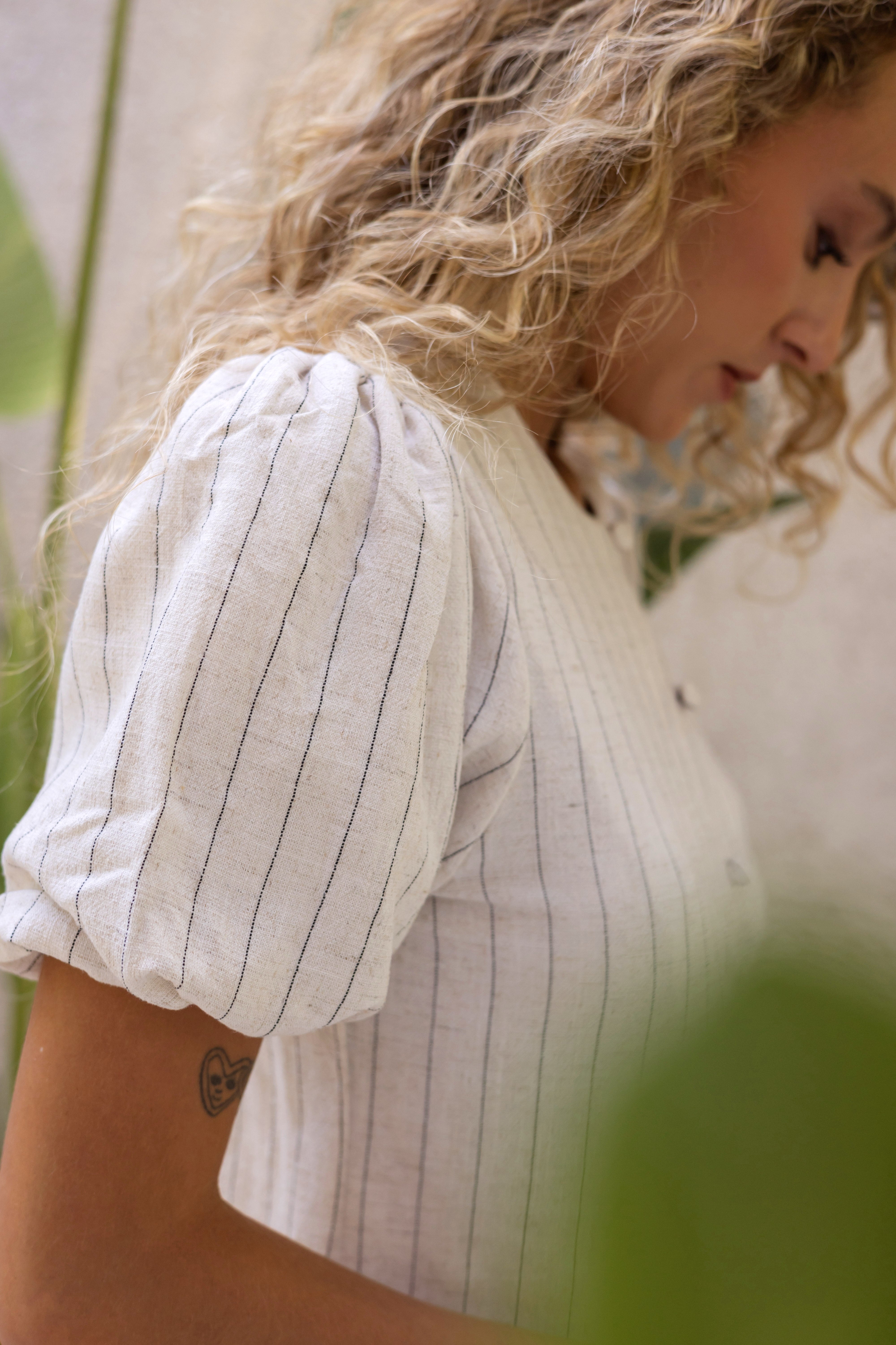 Top Briar Blanco Líneas