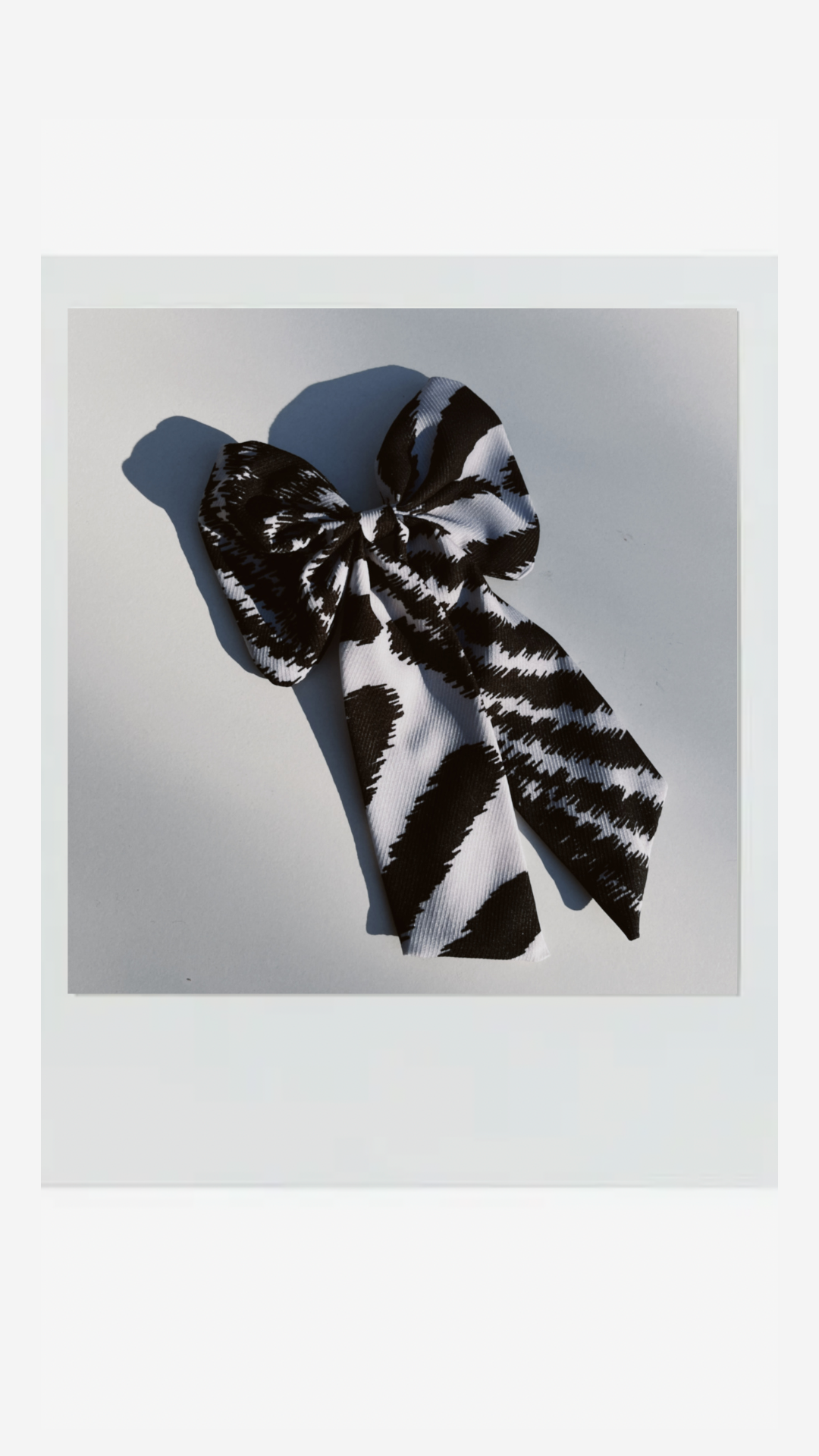 Cinta White Print