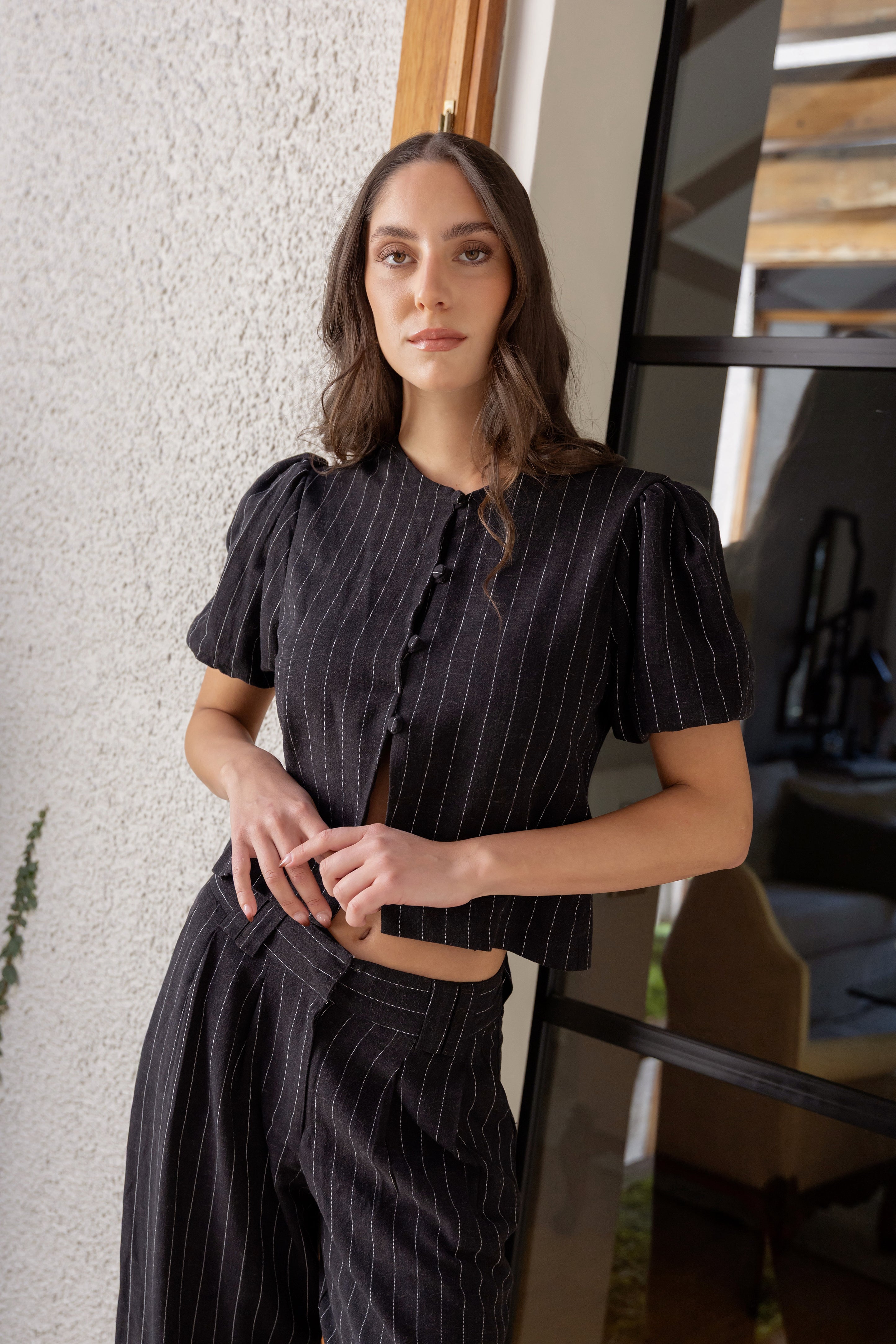 Top Briar Negro Líneas