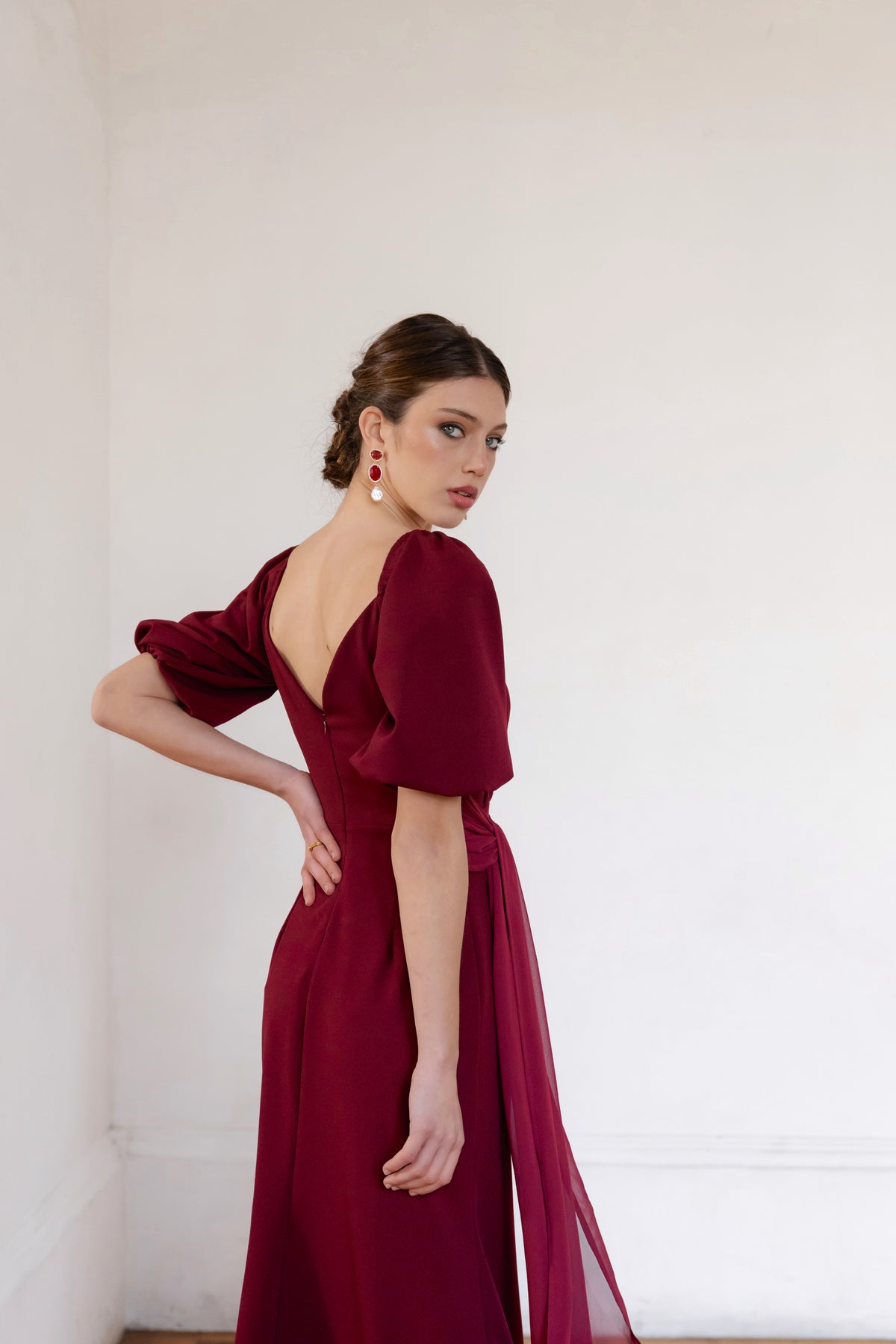 Vestido Fiesta Camelia Burdeo